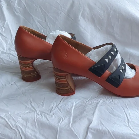 Fluevog Shoes Brown Leather Heels with Black Straps 9.0 - Picture 6 of 11